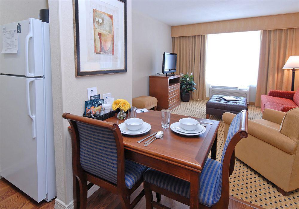 Homewood Suites By Hilton El Paso Airport מראה חיצוני תמונה